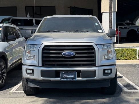 Used 2017 Ford F150 XLT w/ Equipment Group 302A Luxury image 2