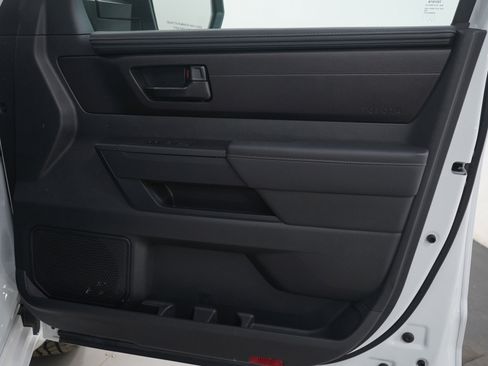 Used 2025 Toyota Tundra SR image 12