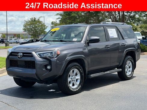 Used 2022 Toyota 4Runner SR5 RWD image 5