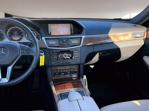 Used 2012 Mercedes-Benz E 350 4MATIC Sedan image 6