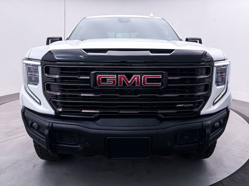 Used 2025 GMC Sierra 1500 Pro w/ Pro Value Package image 15