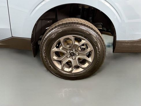 Used 2023 Ford Maverick XLT FWD image 33