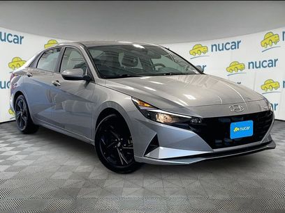 Used 2023 Hyundai Elantra SEL