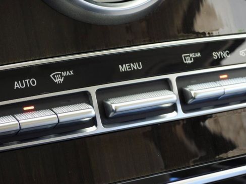 Used 2020 Mercedes-Benz GLC 300 image 74