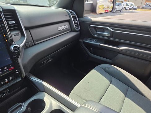 Used 2025 RAM 1500 Big Horn AWD/4WD image 32