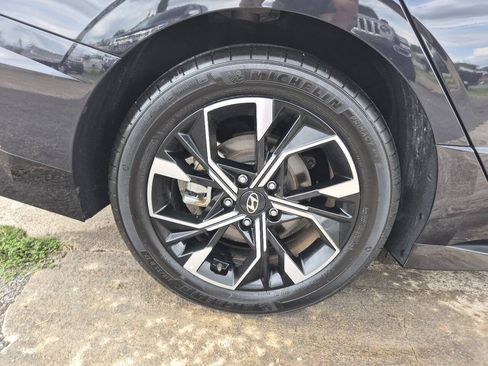 Used 2025 Hyundai Sonata SEL FWD image 23