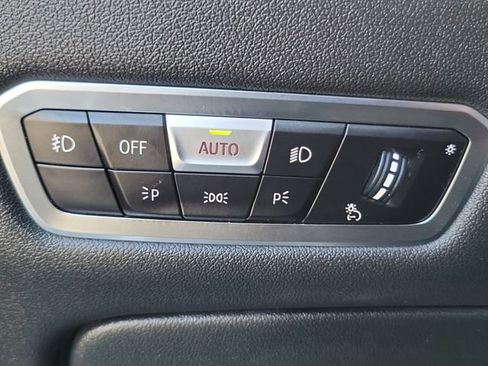 Used 2020 BMW X5 xDrive40i w/ Executive Package AWD/4WD image 12