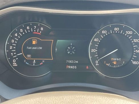 Used 2015 Lincoln MKZ w/ Equipment Group 101A Select FWD image 19