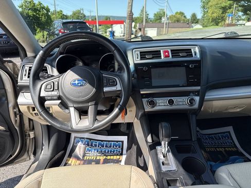 Used 2015 Subaru Legacy 2.5i Premium AWD/4WD image 19