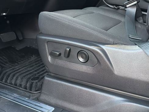 New 2026 GMC Sierra 1500 Elevation image 11