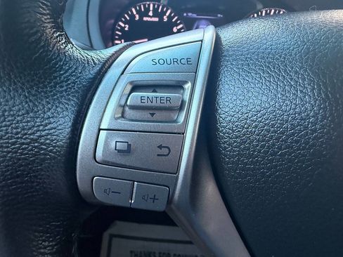 Used 2014 Nissan Altima 2.5 SV FWD image 23