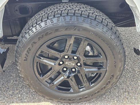 New 2026 Chevrolet Silverado 1500 Custom RWD image 20
