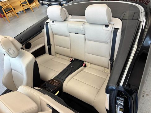 Used 2011 BMW 328i Convertible RWD image 32