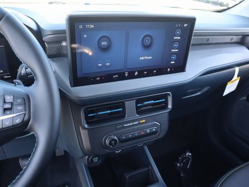 New 2026 Ford Maverick Lobo image 5