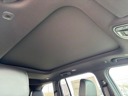 New 2026 Jeep Grand Cherokee Limited w/ Limited Altitude Package image 9