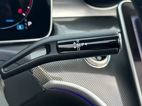 Certified 2025 Mercedes-Benz CLE 300 4MATIC Cabriolet image 19