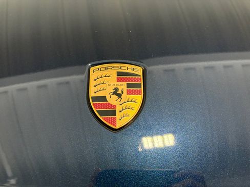 Certified 2025 Porsche Cayenne AWD/4WD image 12