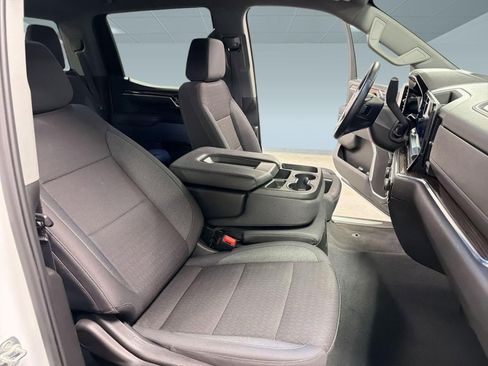 Used 2025 Chevrolet Silverado 1500 LT image 31