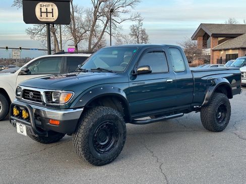 Used 1997 Toyota Tacoma 4x4 Xtracab V6 image 9