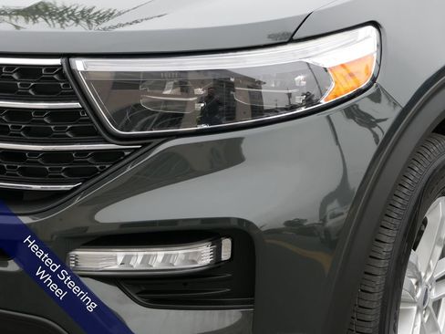 Used 2021 Ford Explorer XLT w/ Equipment Group 202A RWD image 10