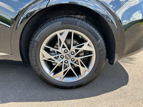 Used 2022 Genesis GV70 2.5T w/ Select Package AWD/4WD image 29