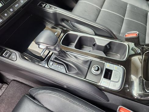 Used 2020 Kia Telluride SX FWD image 19