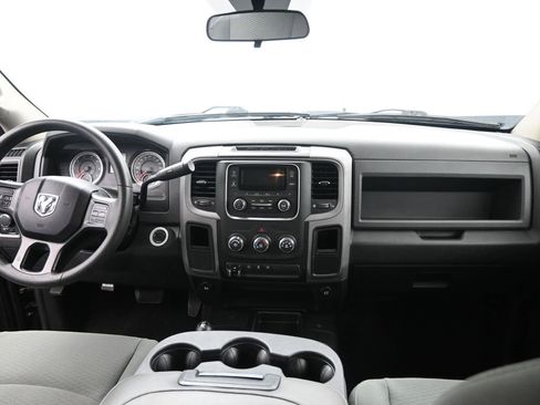 Used 2017 RAM 2500 Tradesman w/ Chrome Appearance Group image 27