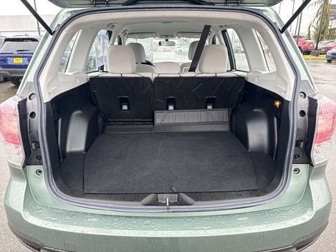 Used 2017 Subaru Forester 2.5i w/ Alloy Wheel Package image 14