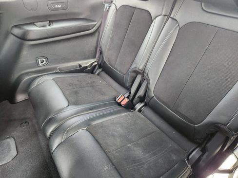 Used 2023 Jeep Grand Cherokee L Altitude image 10