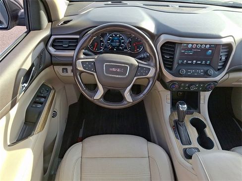 Used 2019 GMC Acadia Denali w/ Technology Package image 2