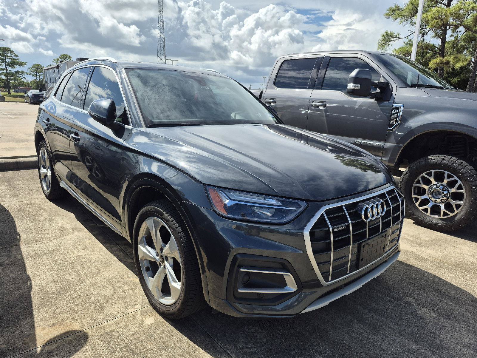 Used 2021 Audi Q5 2.0T Premium Plus w/ Premium Plus Package AWD/4WD image 13