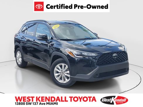 Certified 2024 Toyota Corolla Cross LE FWD image 1