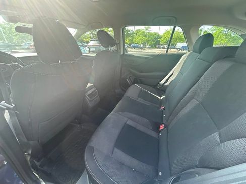 Certified 2022 Subaru Outback AWD/4WD image 9