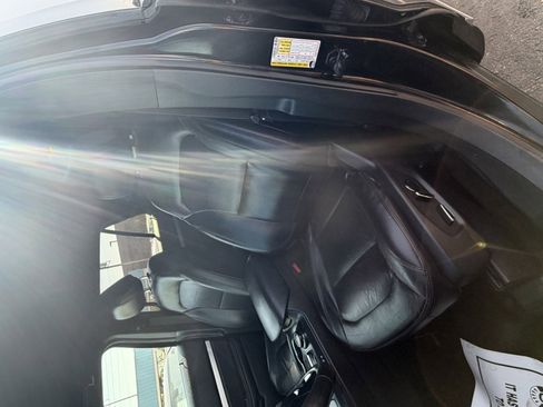 Used 2016 Ford Explorer XLT w/ Equipment Group 202A AWD/4WD image 7
