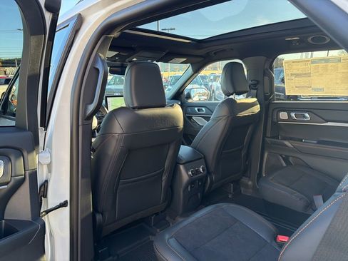 New 2026 Ford Explorer Tremor w/ Tremor Ultimate Package image 15