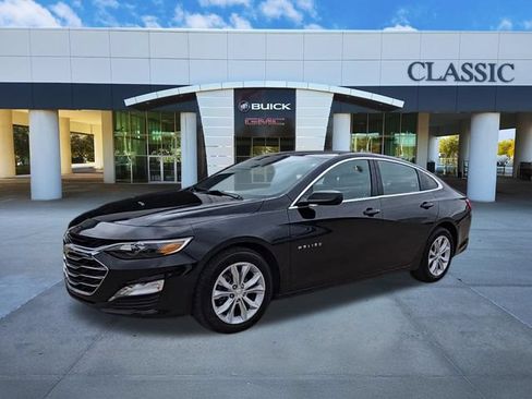 Used 2025 Chevrolet Malibu LT FWD image 4
