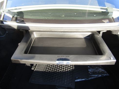 Used 2014 Mercedes-Benz S 550 Sedan w/ Sport Package w/ Sport Package image 42