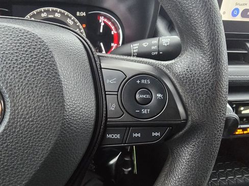 Used 2025 Toyota RAV4 LE image 22