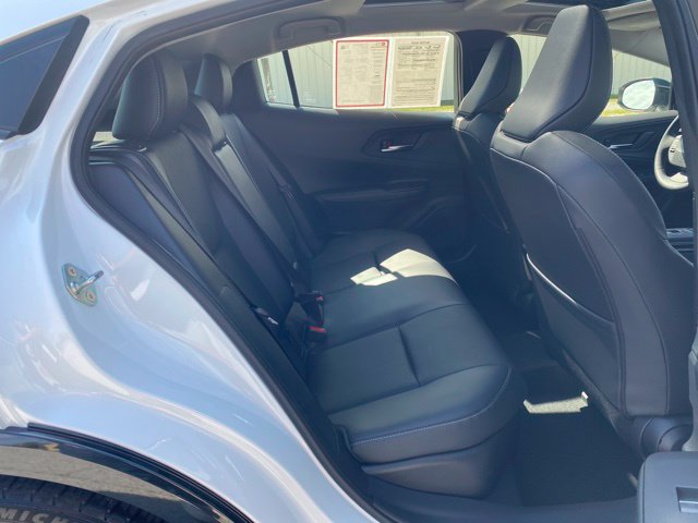 Certified 2025 Toyota Prius FWD image 18