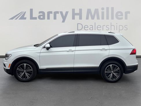 Used 2018 Volkswagen Tiguan SEL image 2