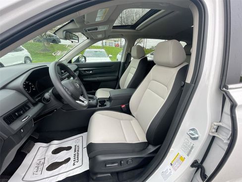 Used 2024 Honda CR-V EX image 14