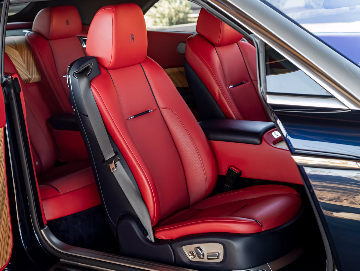 Certified 2016 Rolls-Royce Dawn RWD image 30