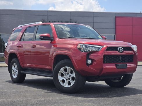 Used 2015 Toyota 4Runner SR5 Premium AWD/4WD image 2