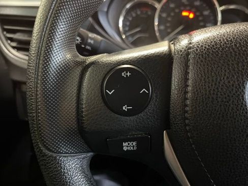 Used 2015 Toyota Corolla L image 22