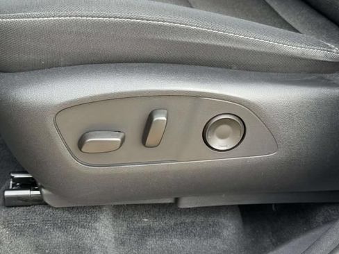 Used 2024 Chevrolet Traverse LT AWD/4WD image 13