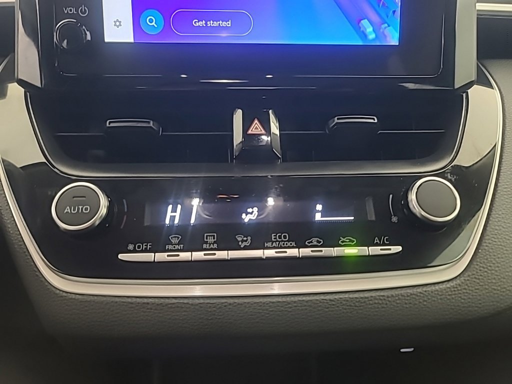 Used 2025 Toyota Corolla LE FWD image 35