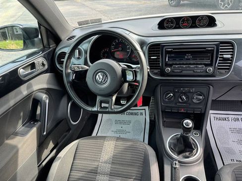 Used 2012 Volkswagen Beetle 2.0T FWD image 12