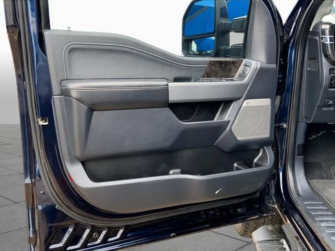Used 2024 Ford F250 Lariat w/ Sport Appearance Package AWD/4WD image 22