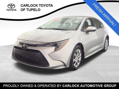 Used 2026 Toyota Corolla LE FWD image 1
