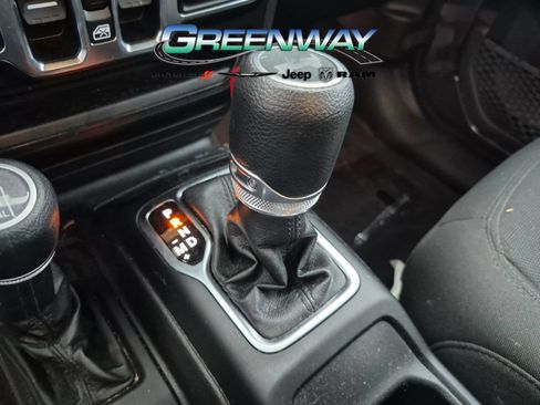 Used 2022 Jeep Wrangler Unlimited Sport AWD/4WD image 18